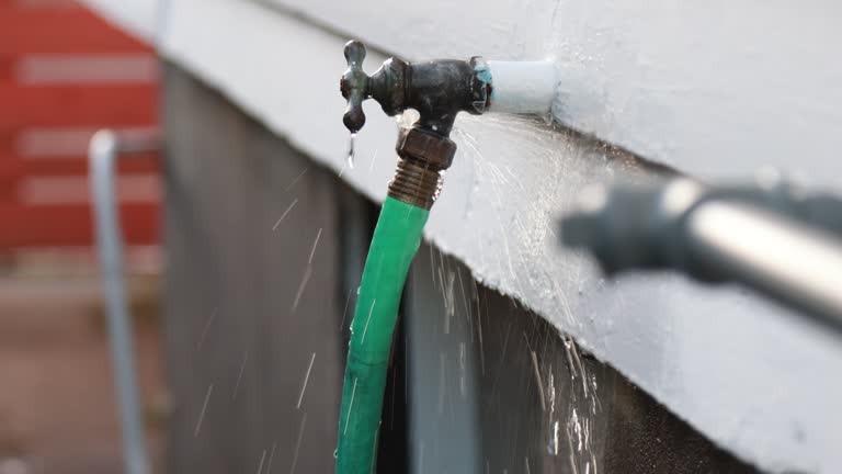 Best Construction Debris Removal  in Cedar Falls, IA